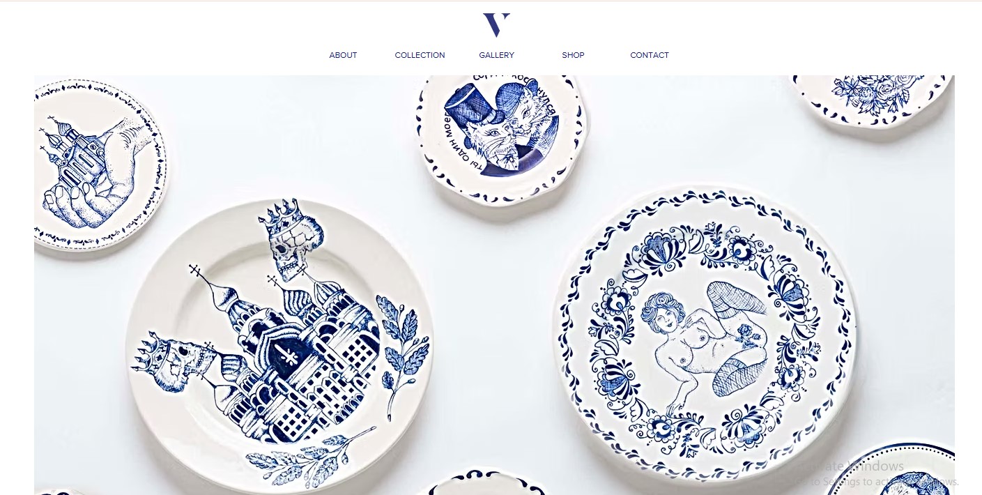 Blue ceramic plates design